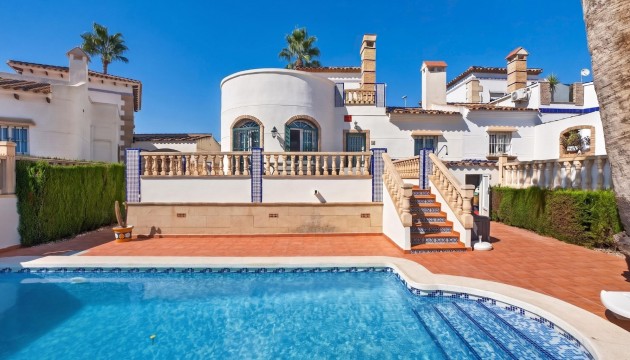 отдельная вилла - Перепродажа - Orihuela Costa - Villamartín