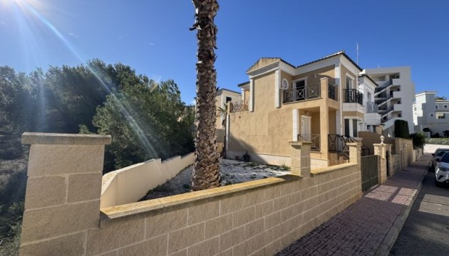 отдельная вилла - Перепродажа - Orihuela - Orihuela