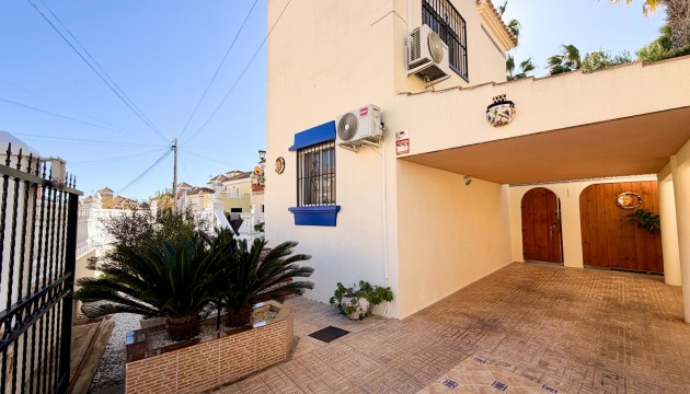 отдельная вилла - Перепродажа - San Miguel de Salinas - El Galan