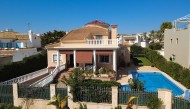 отдельная вилла - Перепродажа - Torrevieja - MOVE-333
