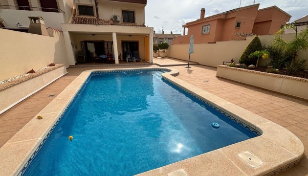 отдельная вилла - Перепродажа - Torrevieja - Torrevieja