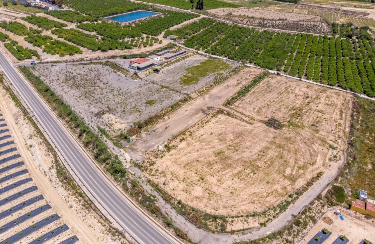 Перепродажа - деревенский дом - Los Montesinos