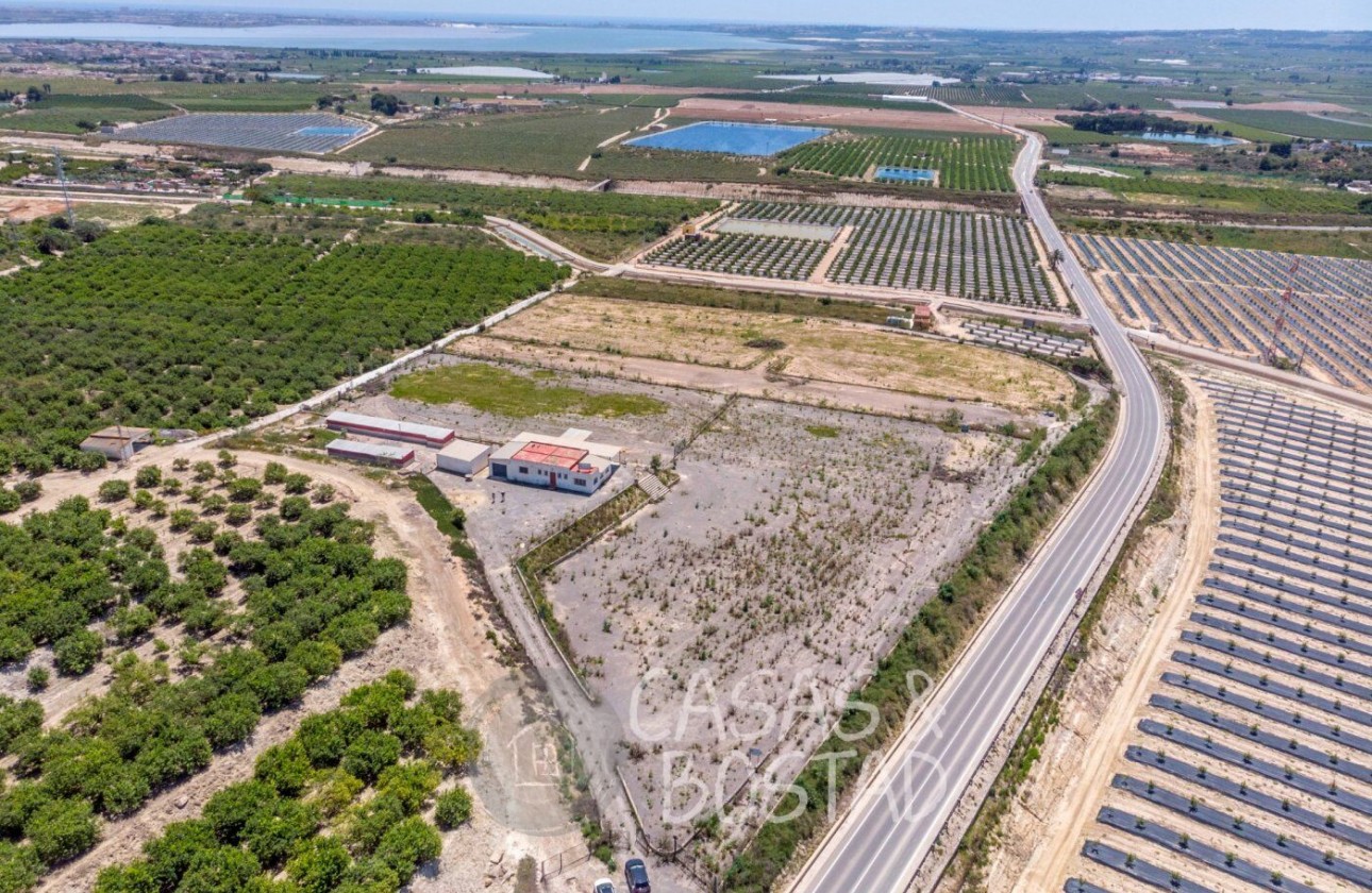 Перепродажа - деревенский дом - Los Montesinos