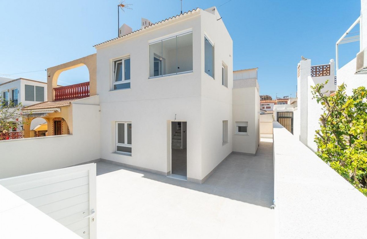 Перепродажа - Дуплекс - Torrevieja - Nueva Torrevieja - Aguas Nuevas