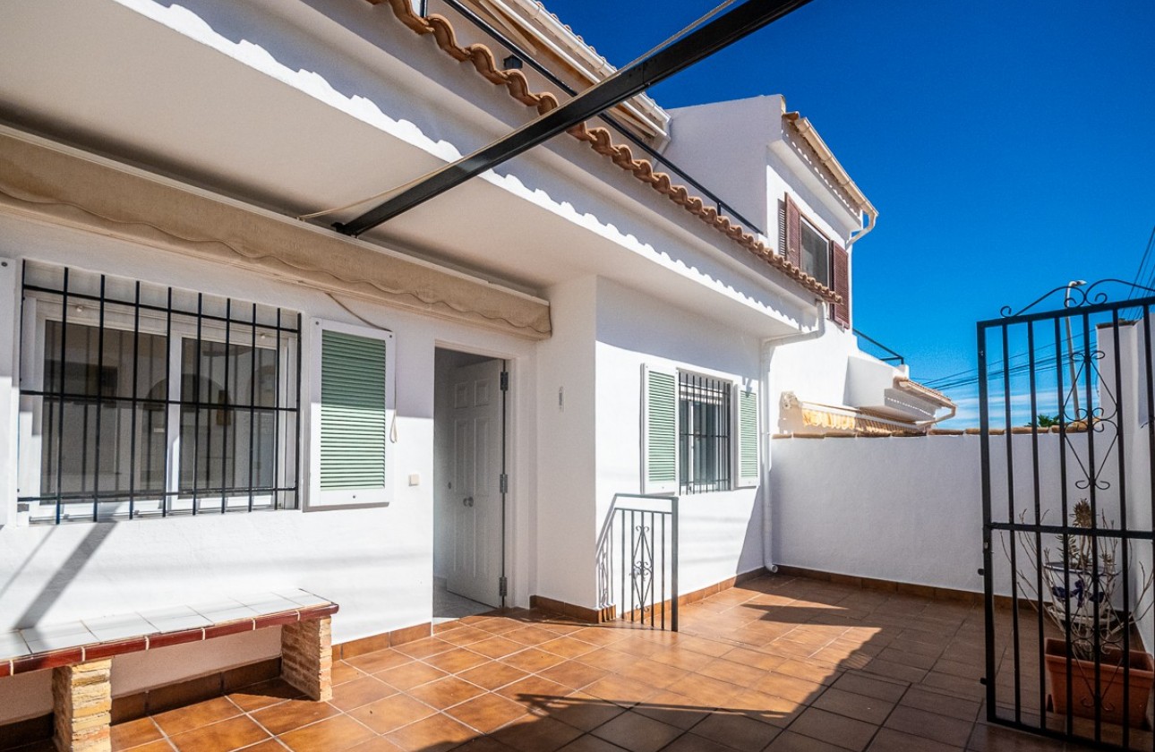 Перепродажа - House - San Miguel de Salinas