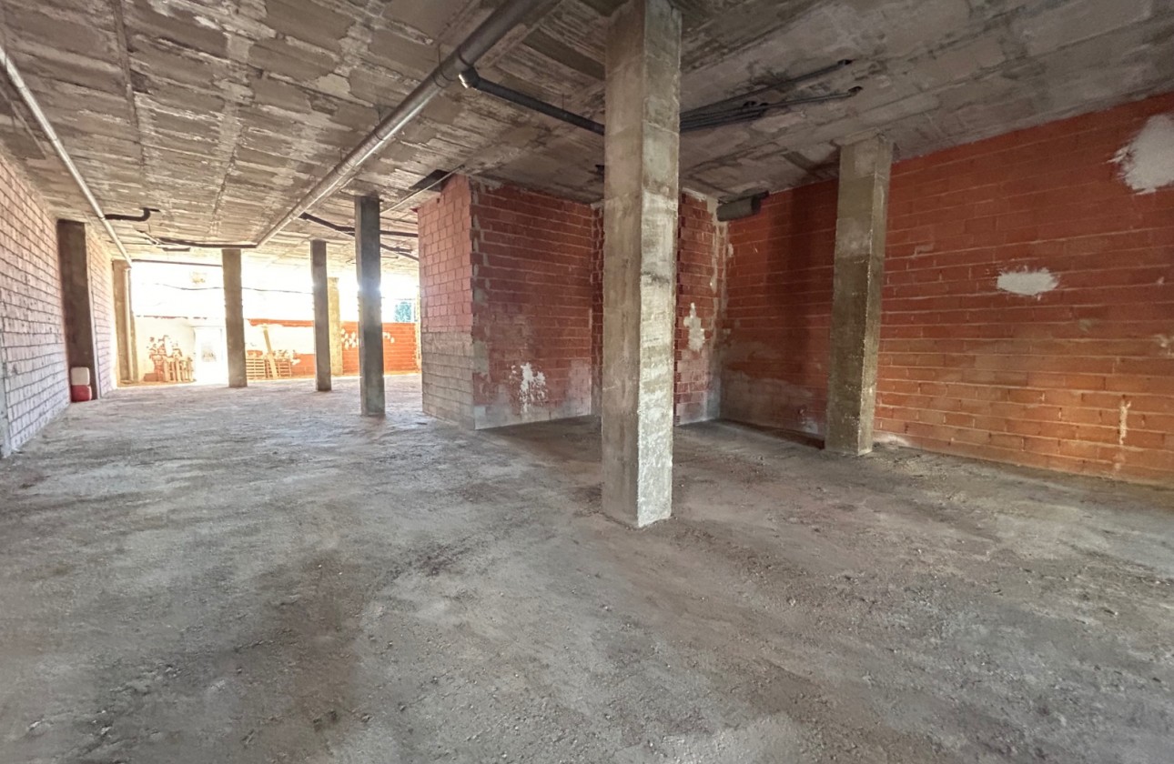 Перепродажа - Коммерческий - Jacarilla