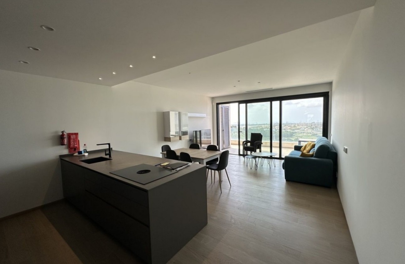 Перепродажа - Квартира - Las Colinas Golf