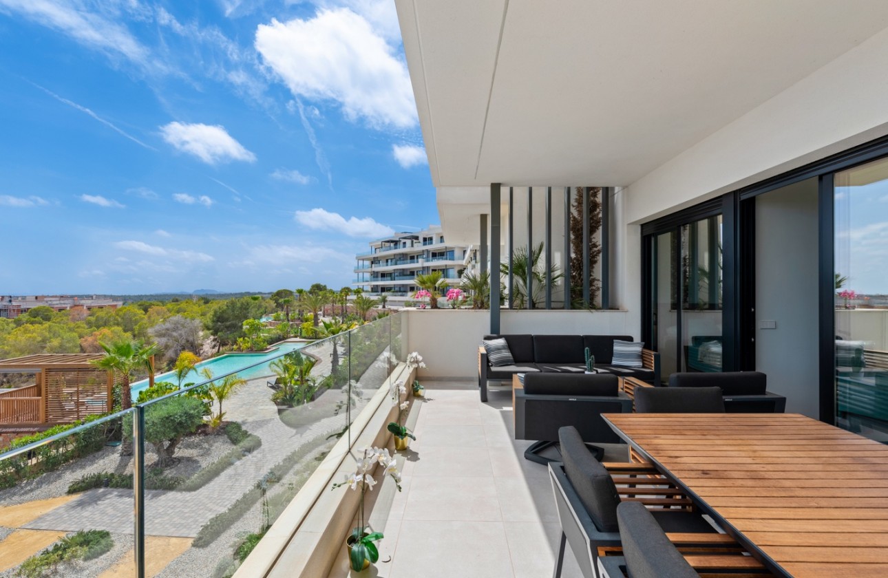 Перепродажа - Квартира - Las Colinas Golf