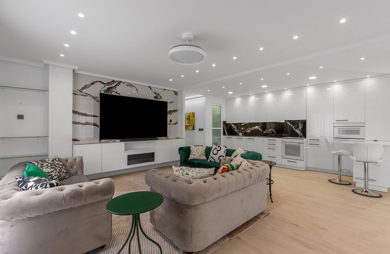 Перепродажа - Квартира - Los Montesinos