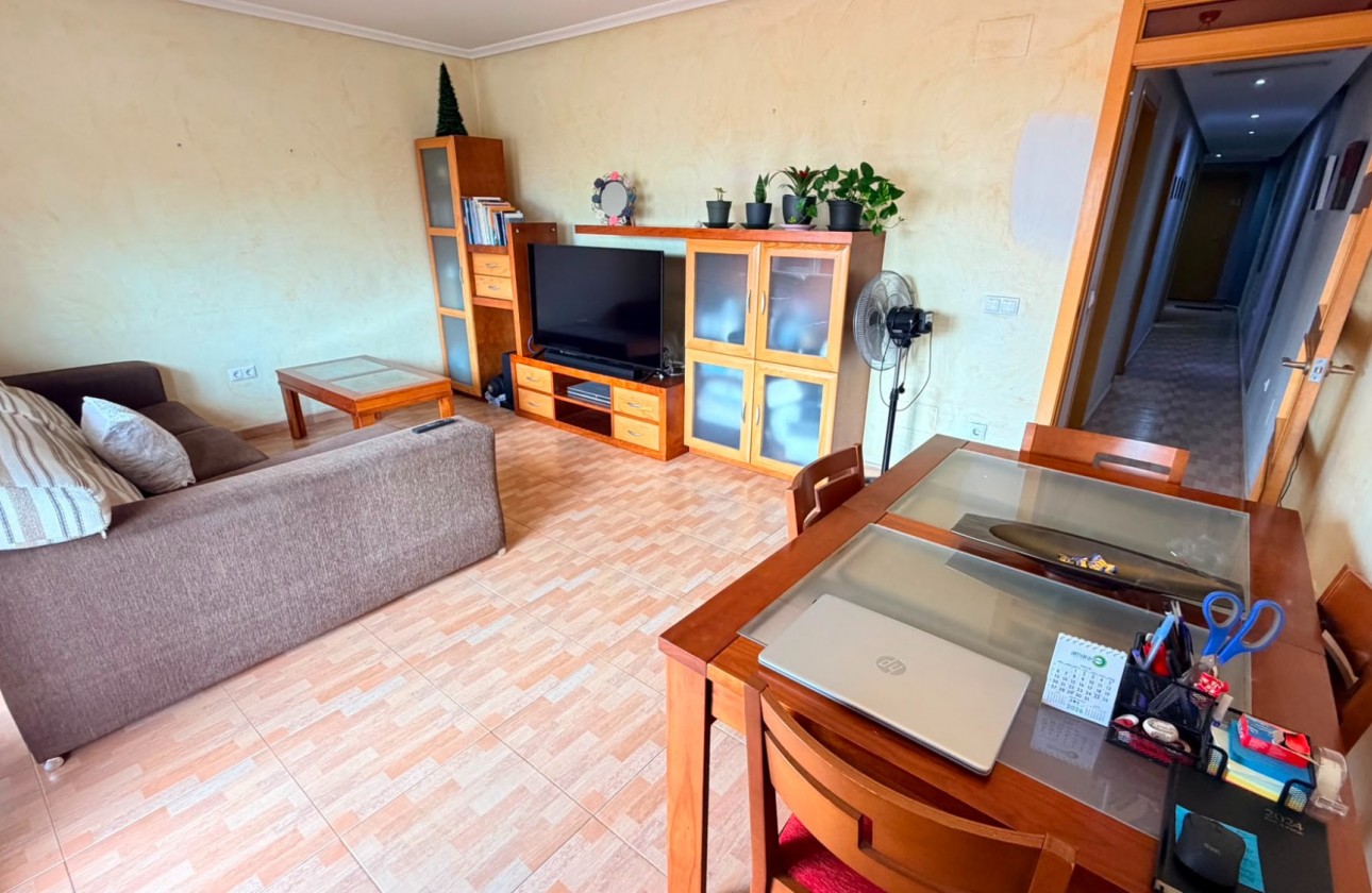 Перепродажа - Квартира - Los Montesinos
