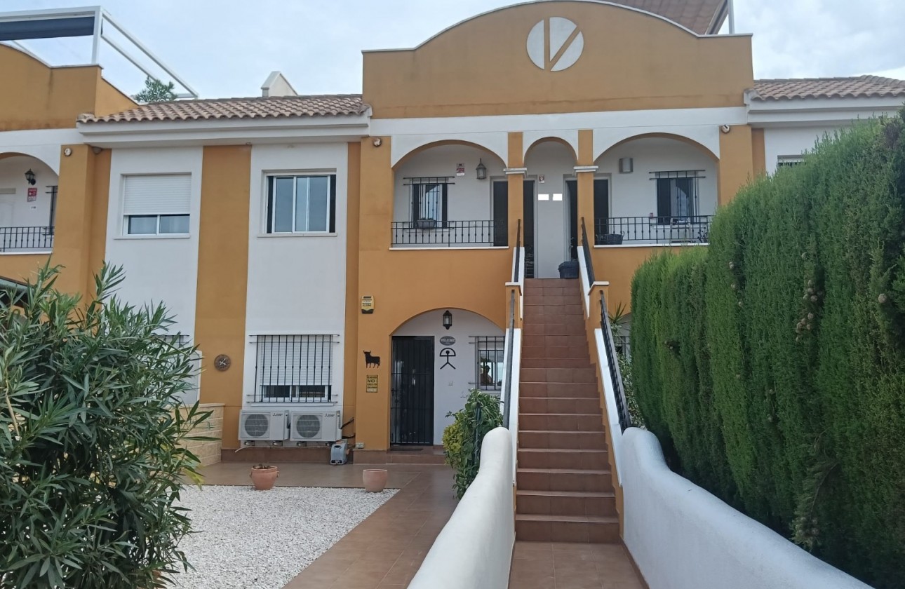 Перепродажа - Квартира - Los Montesinos
