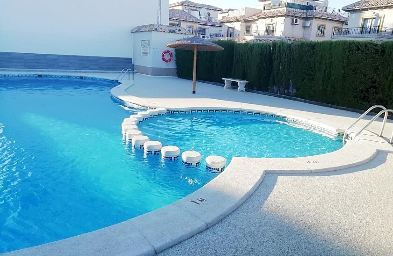 Перепродажа - Квартира - Orihuela Costa - Cabo Roig