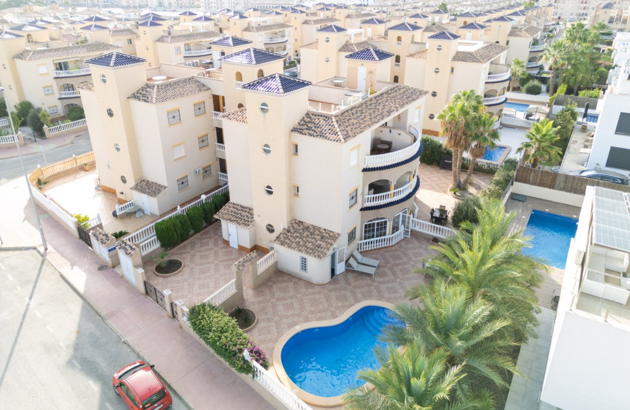 Перепродажа - Квартира - Orihuela Costa - Cabo Roig