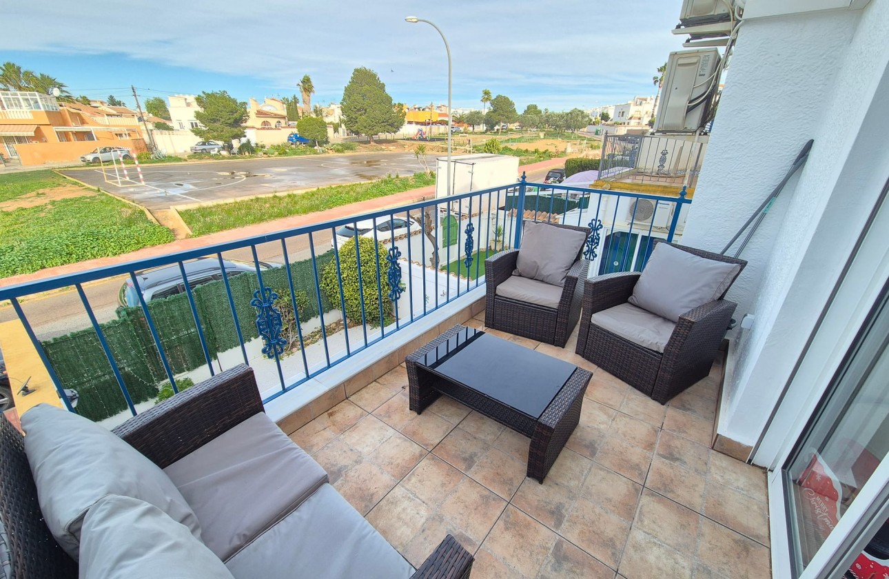 Перепродажа - Квартира - Orihuela Costa - La Florida