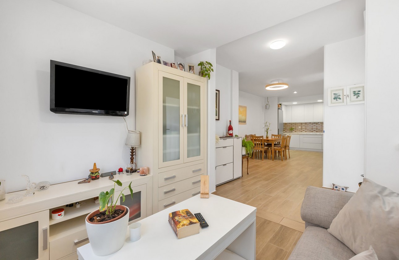 Перепродажа - Квартира - Orihuela Costa - La Zenia