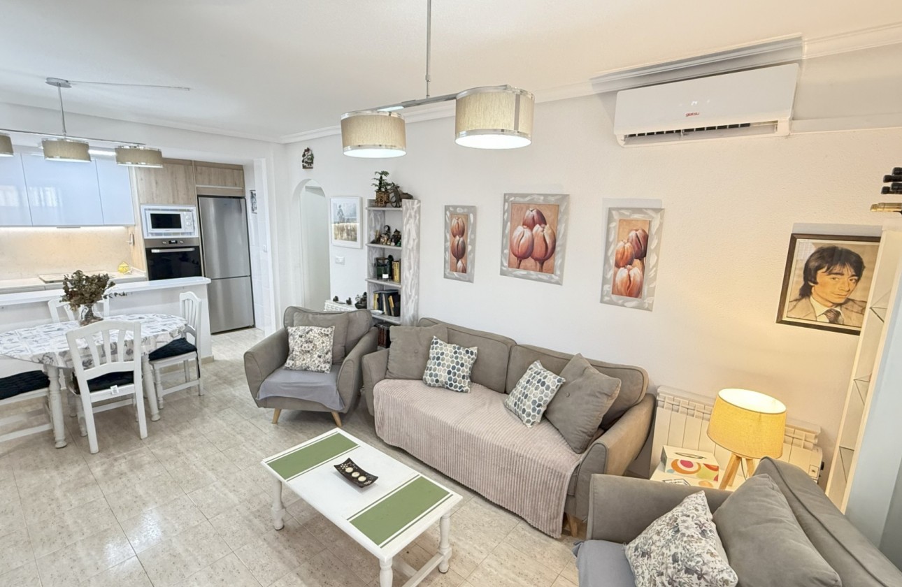 Перепродажа - Квартира - Orihuela Costa - La Zenia