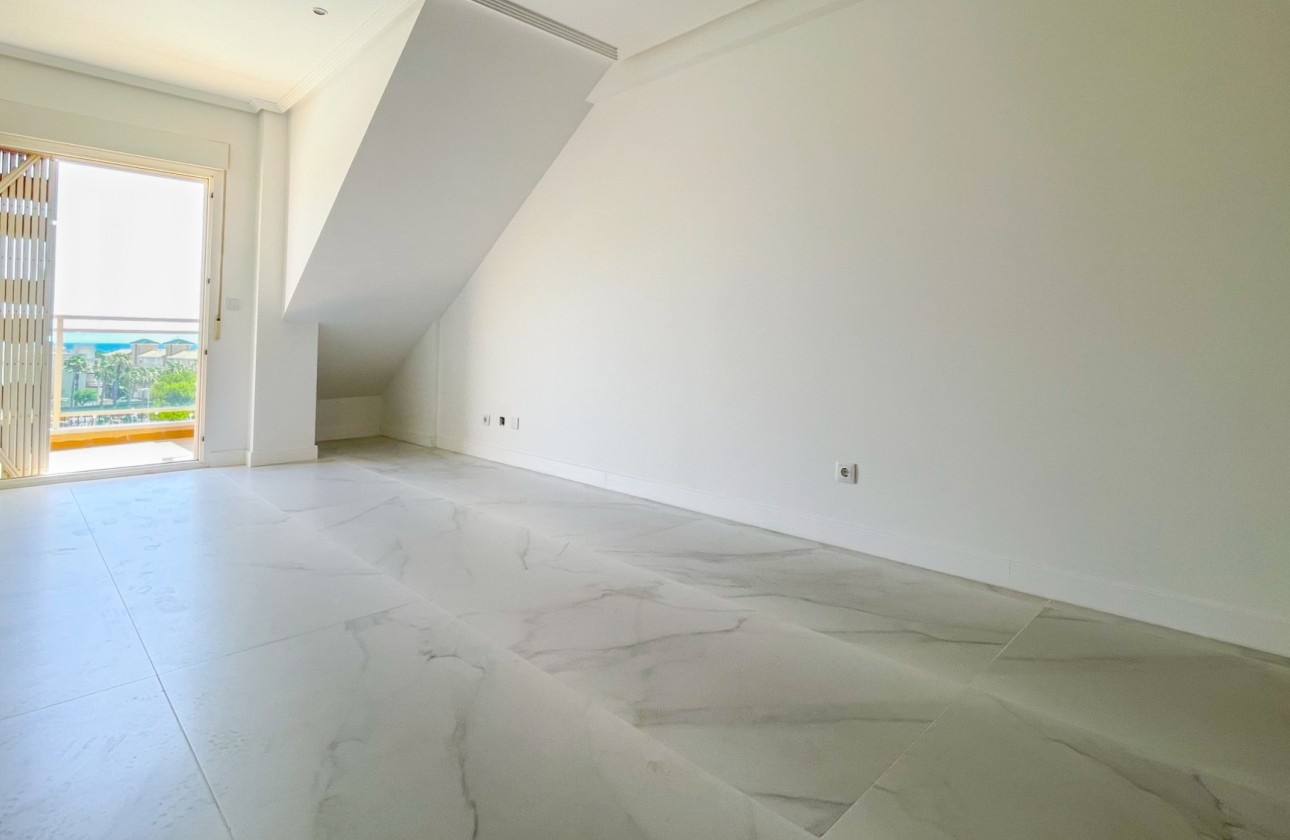 Перепродажа - Квартира - Orihuela Costa - La Zenia