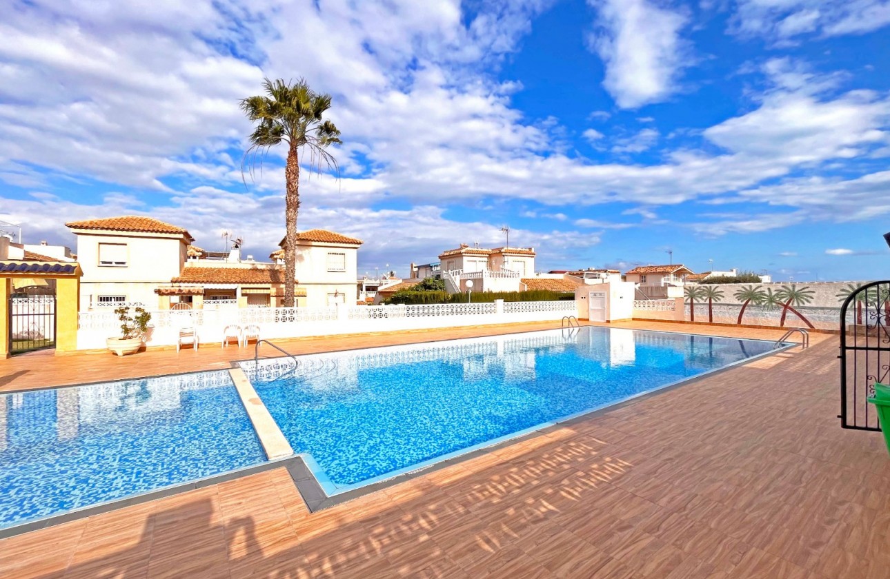 Перепродажа - Квартира - Orihuela Costa - Punta Prima