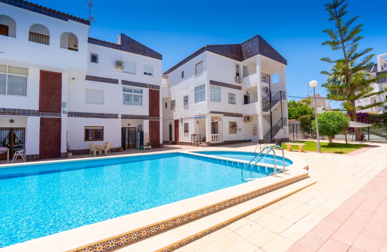 Перепродажа - Квартира - Orihuela Costa - Punta Prima