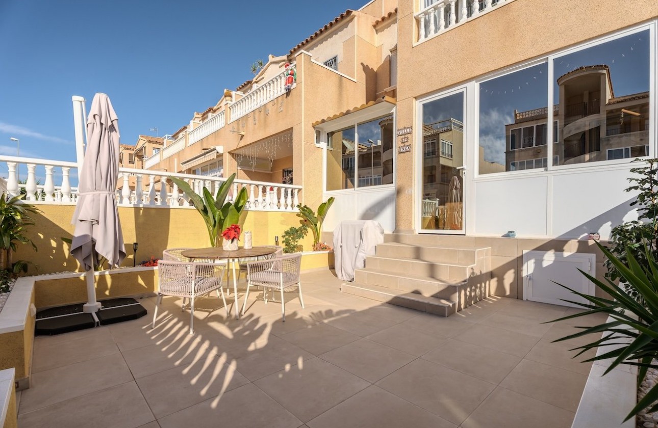 Перепродажа - Квартира - Orihuela Costa - Punta Prima