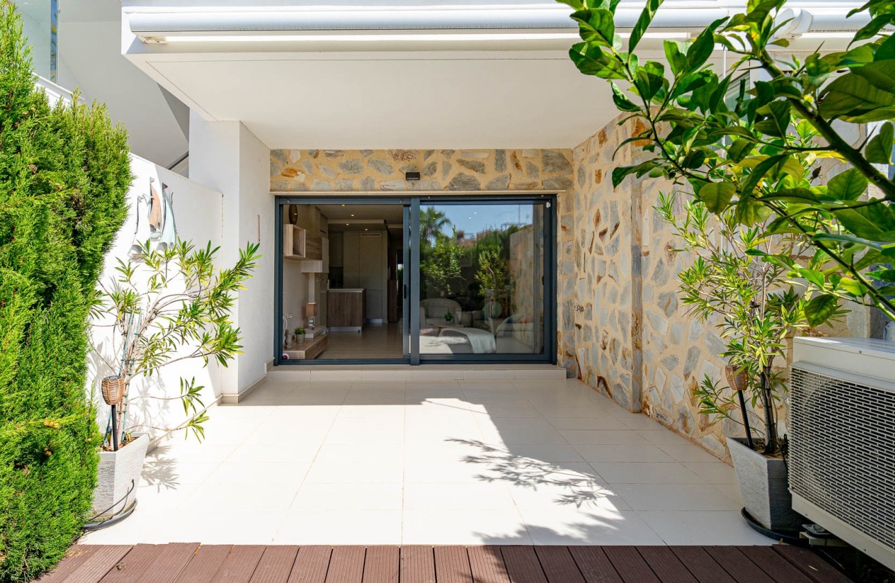 Перепродажа - Квартира - Orihuela Costa - Punta Prima