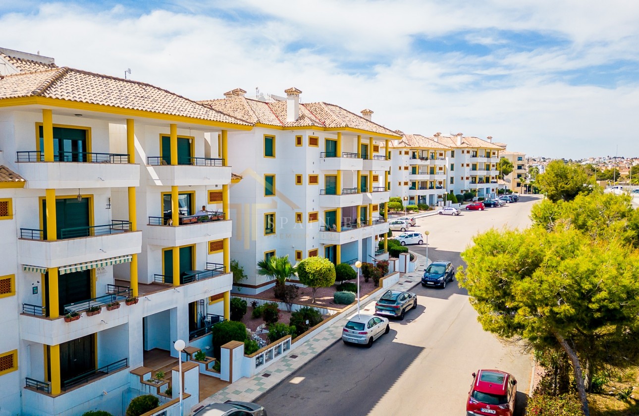 Перепродажа - Квартира - Orihuela Costa - Villamartín