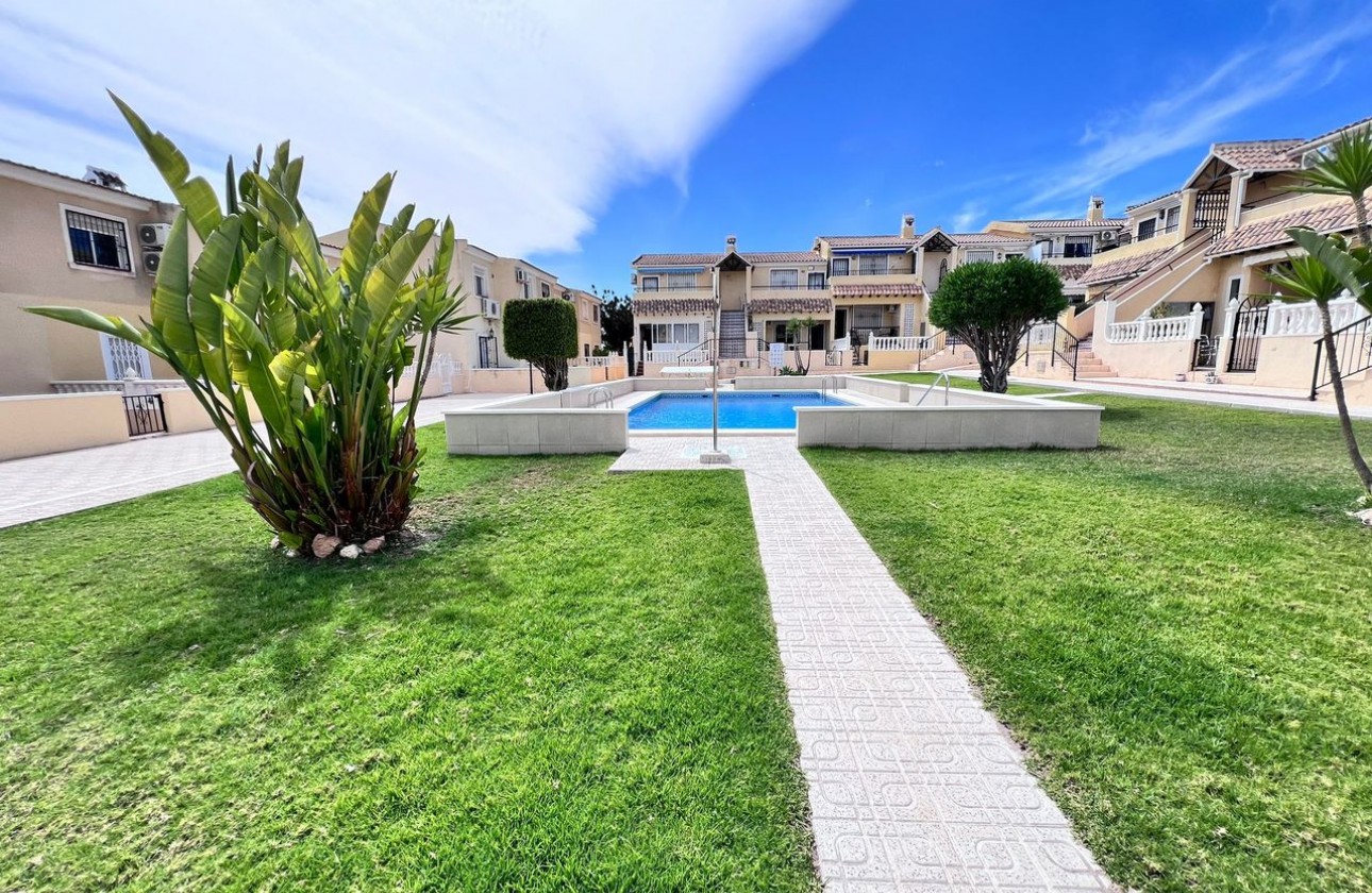 Перепродажа - Квартира - Orihuela Costa - Villamartín