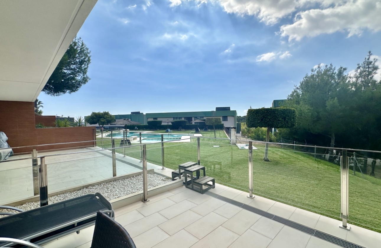 Перепродажа - Квартира - Orihuela Costa - Villamartín