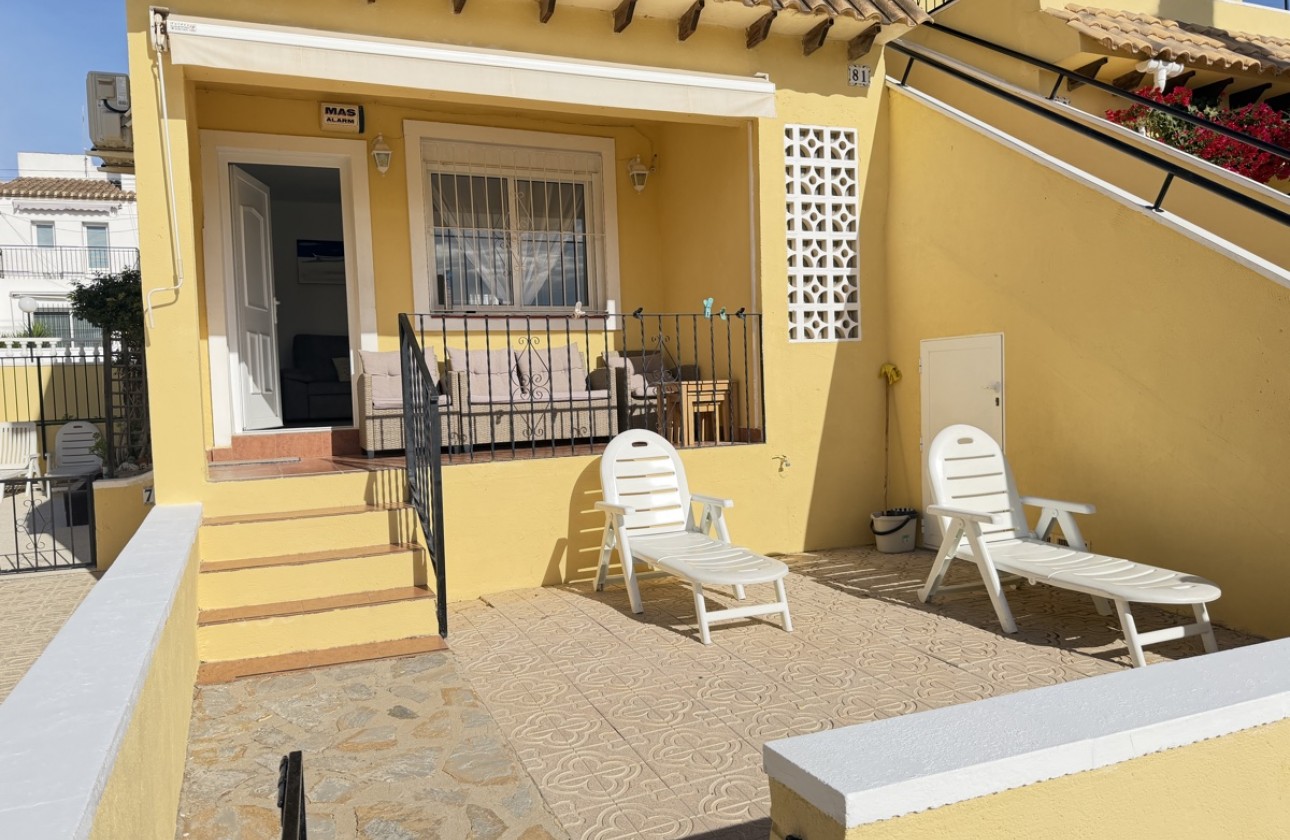 Перепродажа - Квартира - Orihuela Costa - Villamartín
