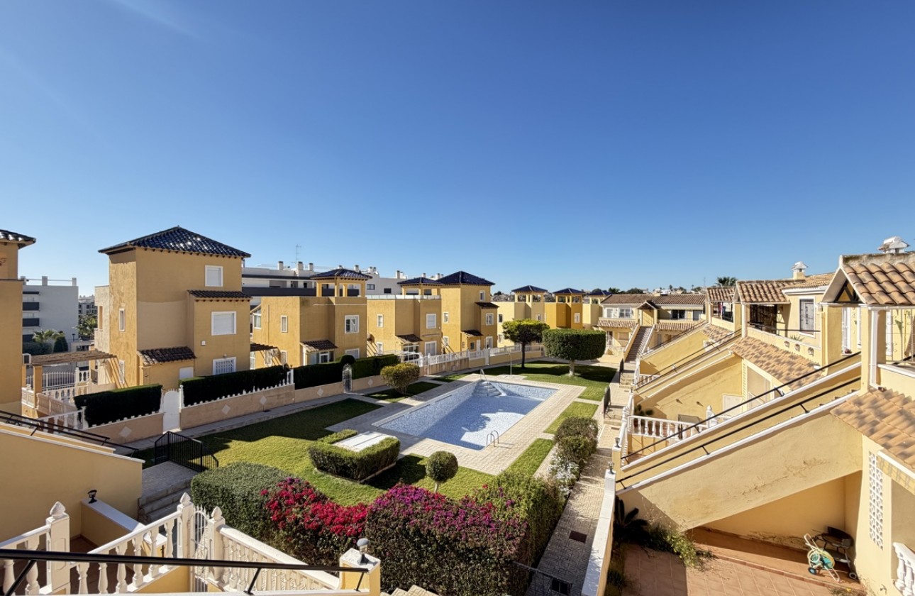 Перепродажа - Квартира - Orihuela Costa - Villamartín