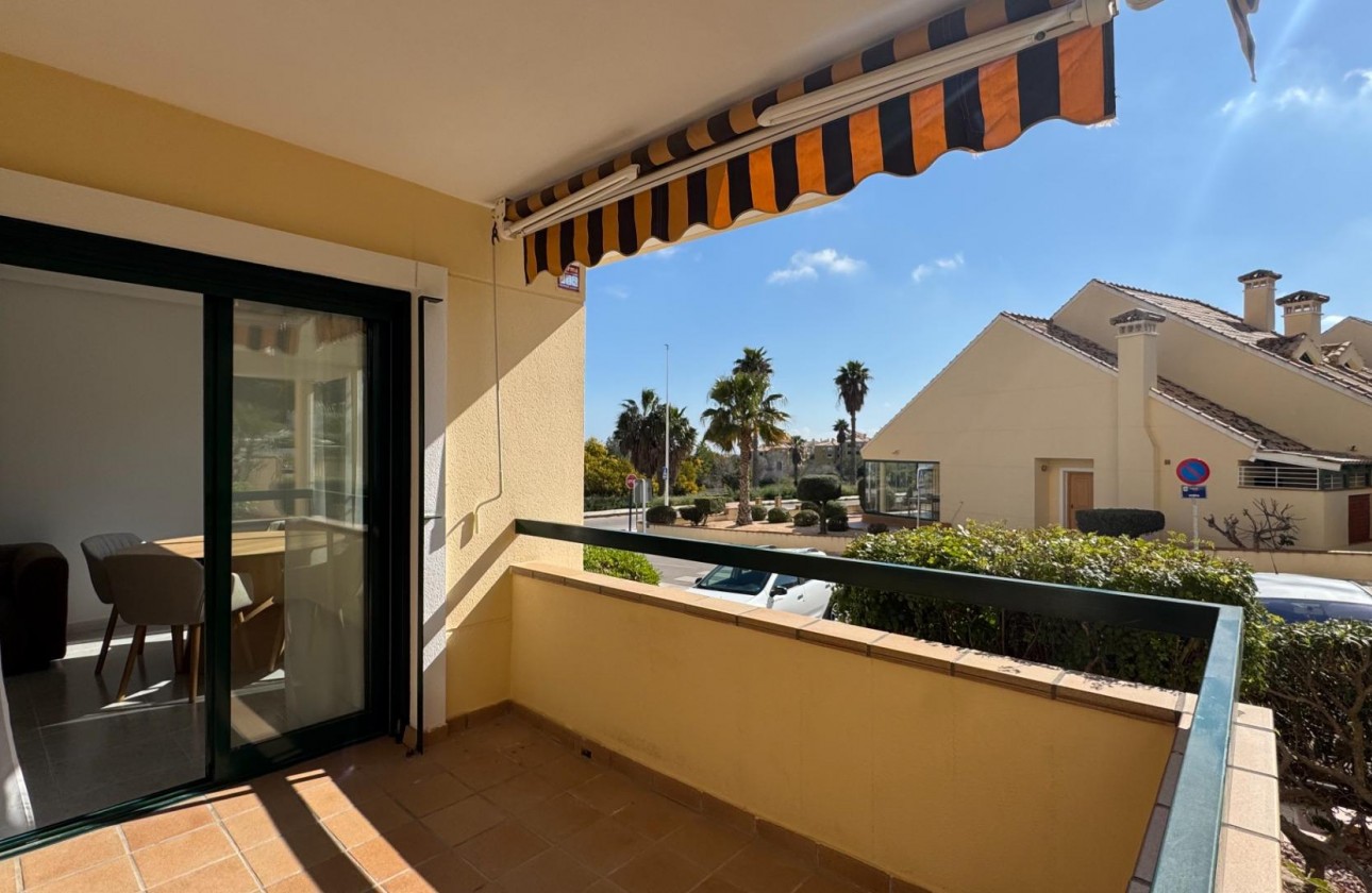 Перепродажа - Квартира - Orihuela Costa - Villamartín