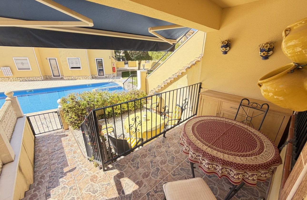 Перепродажа - Квартира - Orihuela Costa - Villamartín
