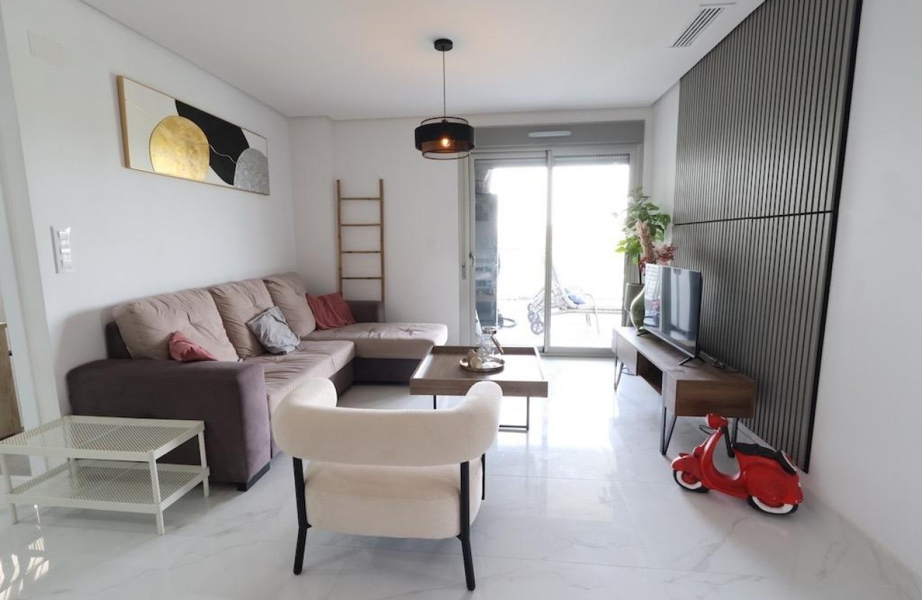 Перепродажа - Квартира - Orihuela Costa - Villamartín