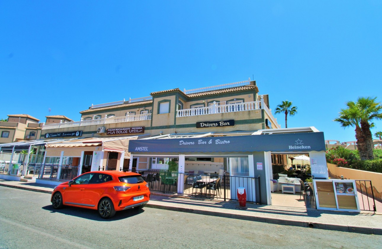 Перепродажа - Квартира - Orihuela Costa - Villamartín