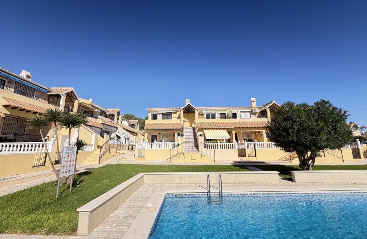 Перепродажа - Квартира - Orihuela Costa - Villamartín