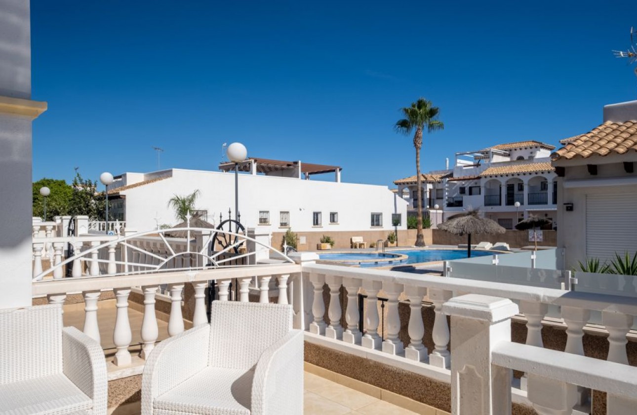 Перепродажа - Квартира - Orihuela Costa