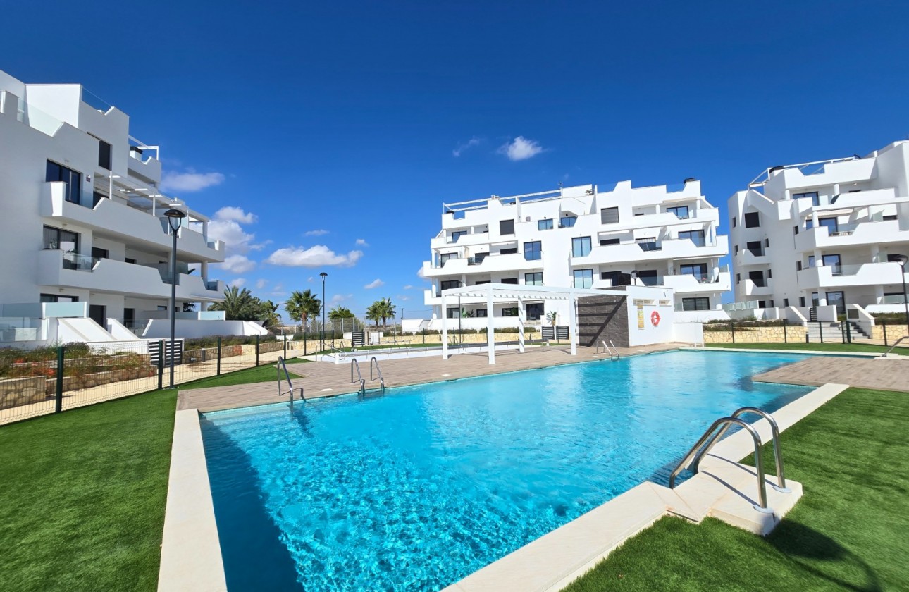 Перепродажа - Квартира - Santa Rosalia - Santa Rosalia Lake And Life Resort