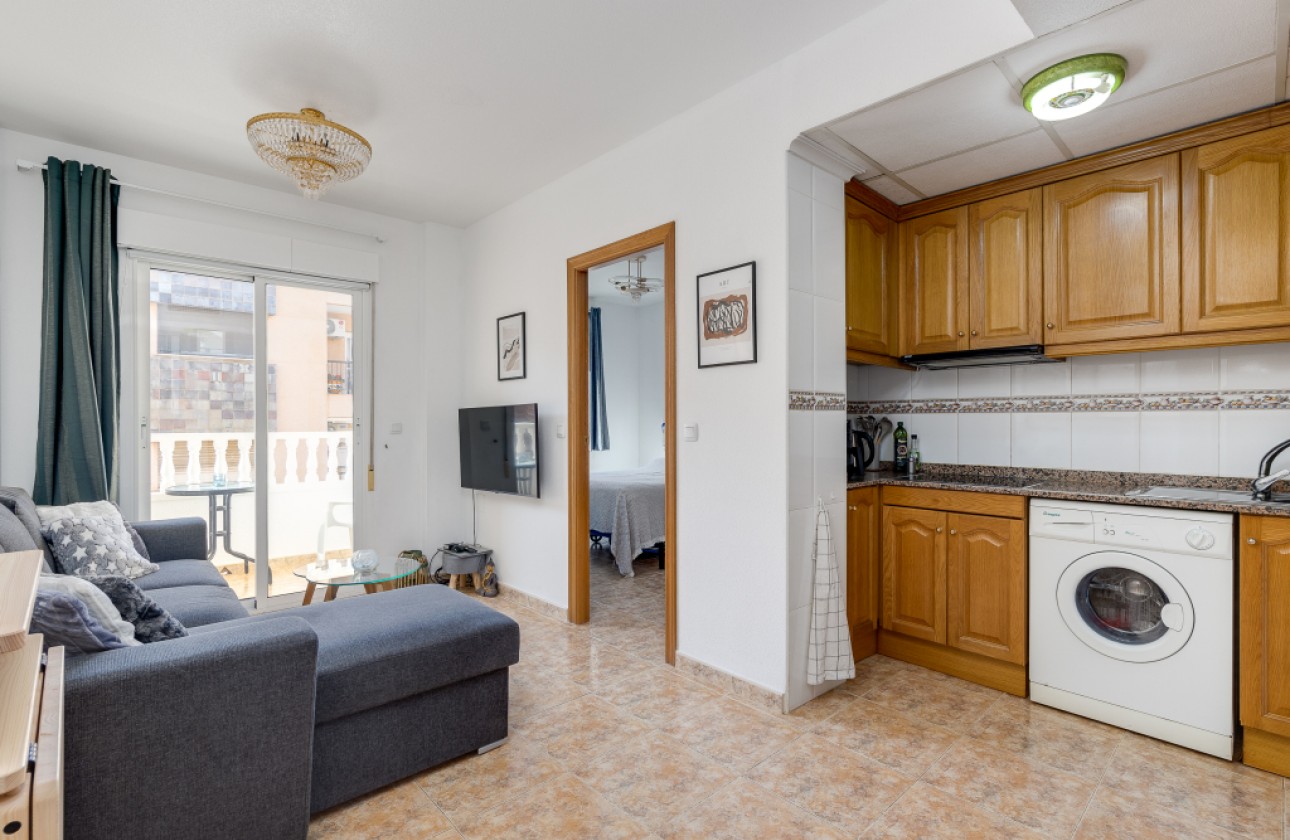 Перепродажа - Квартира - Torrevieja - calle Valencia