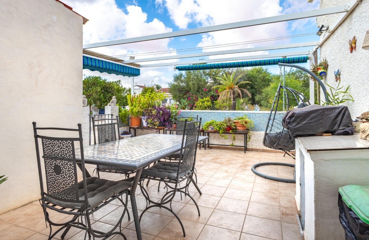 Перепродажа - Квартира - Torrevieja - La Siesta - El Salado -  Torreta