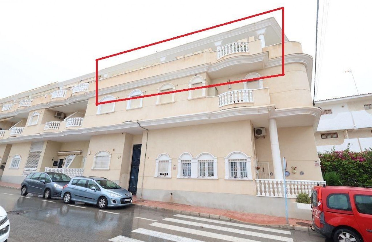 Перепродажа - Квартира - Torrevieja - La Siesta - El Salado -  Torreta