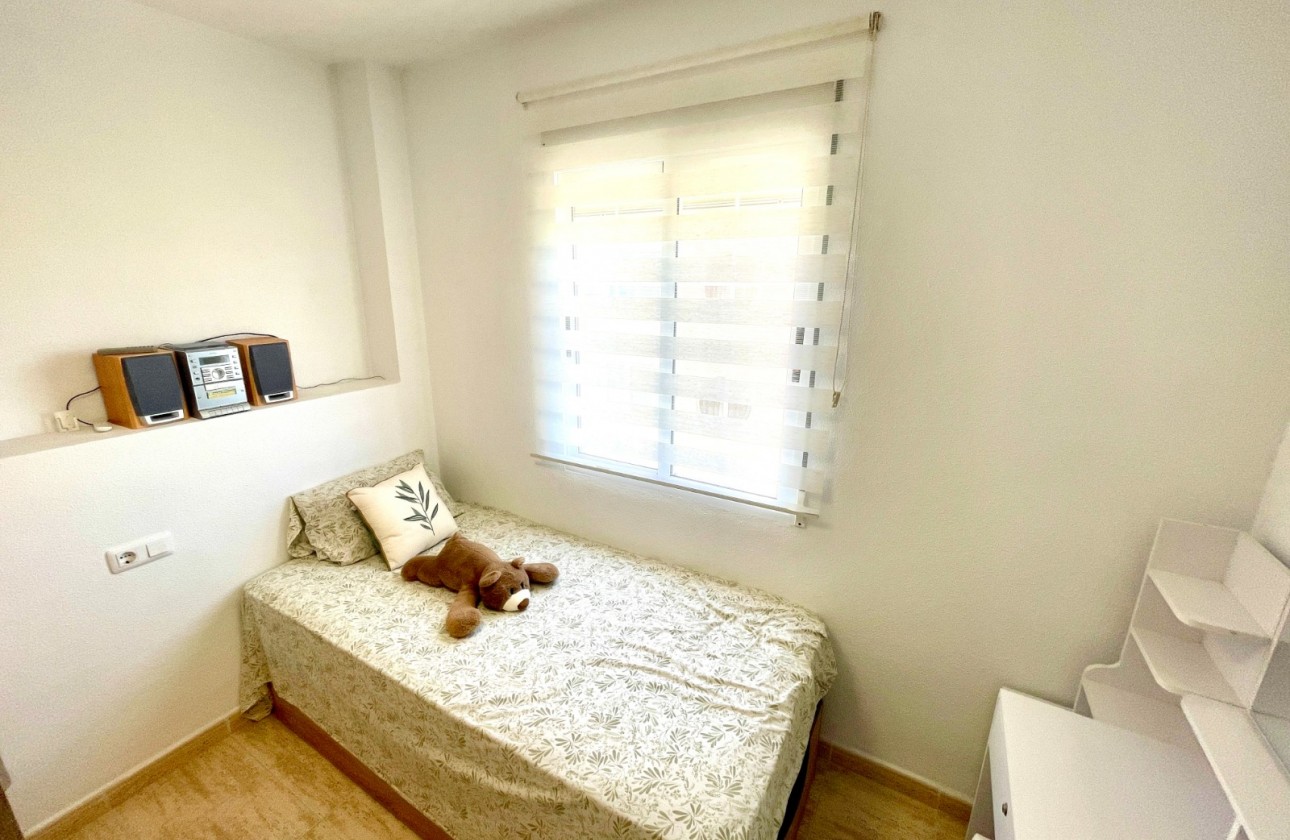 Перепродажа - Квартира - Torrevieja - La Siesta - El Salado -  Torreta