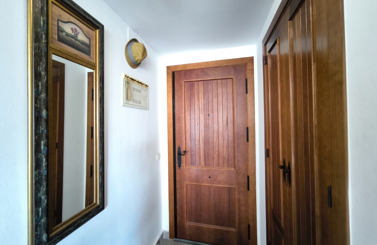 Перепродажа - Квартира - Torrevieja - Punta Prima