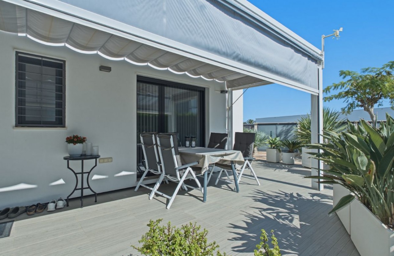 Перепродажа - Квартира - Torrevieja - Punta Prima