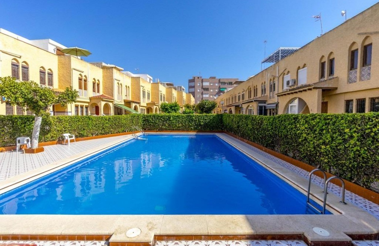 Перепродажа - Квартира - Torrevieja - Torrelamata - La Mata