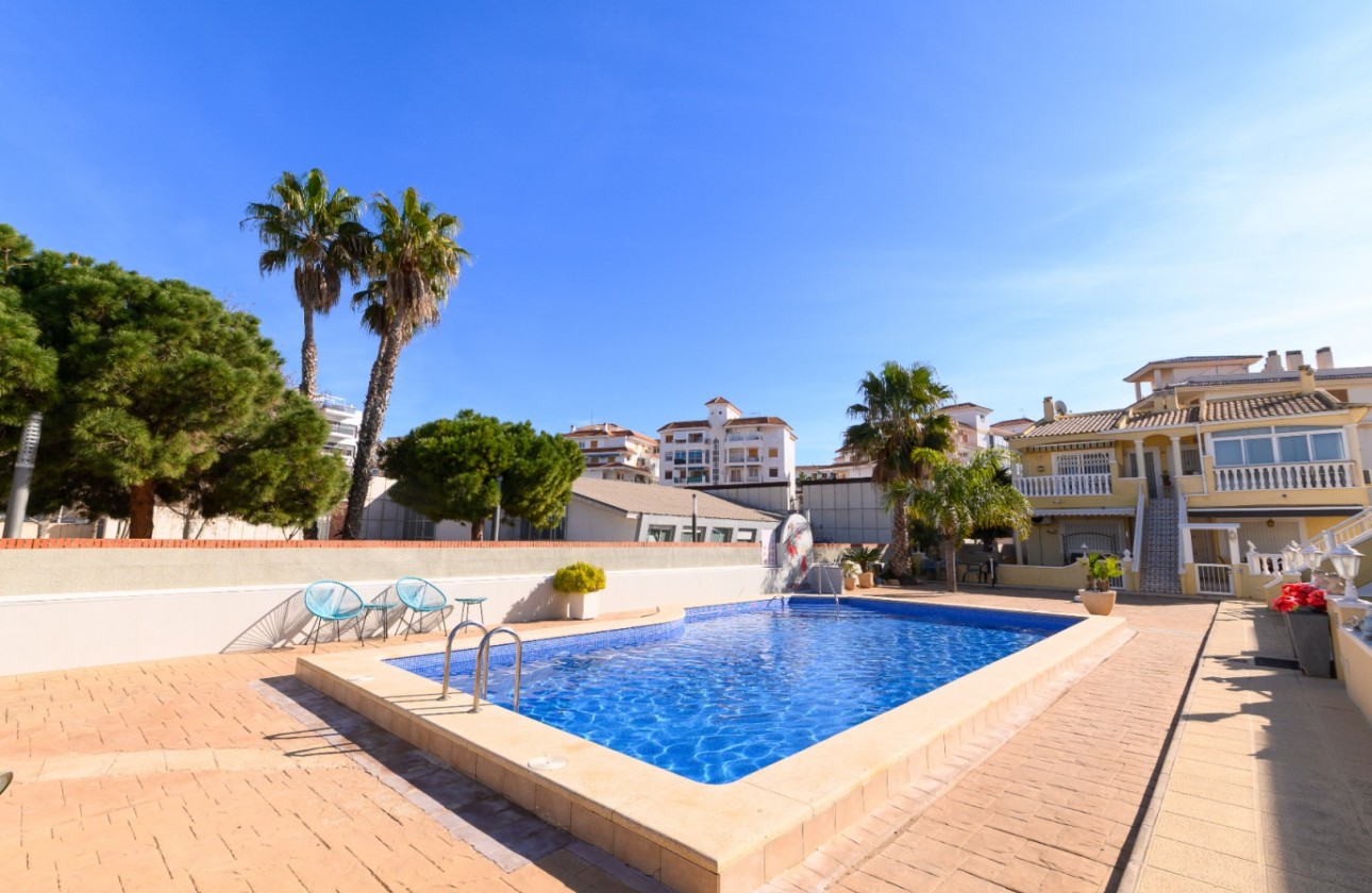 Перепродажа - Квартира - Torrevieja - Torrelamata - La Mata