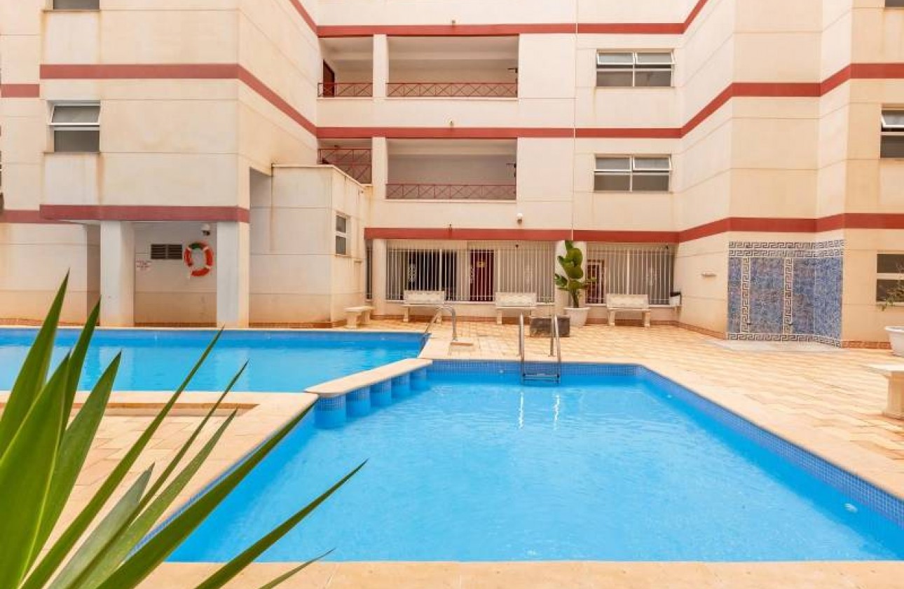 Перепродажа - Квартира - Torrevieja