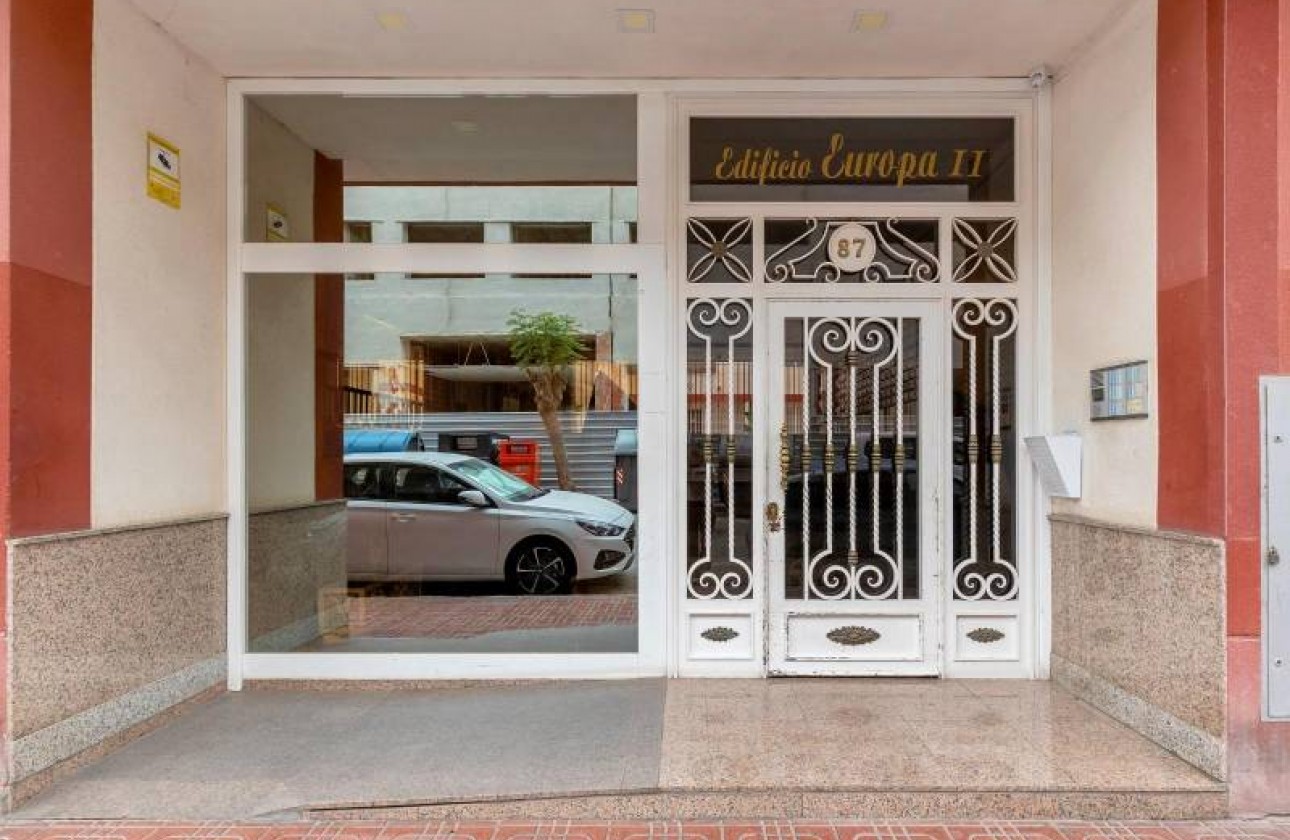 Перепродажа - Квартира - Torrevieja