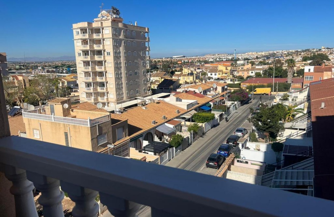 Перепродажа - Квартира - Torrevieja