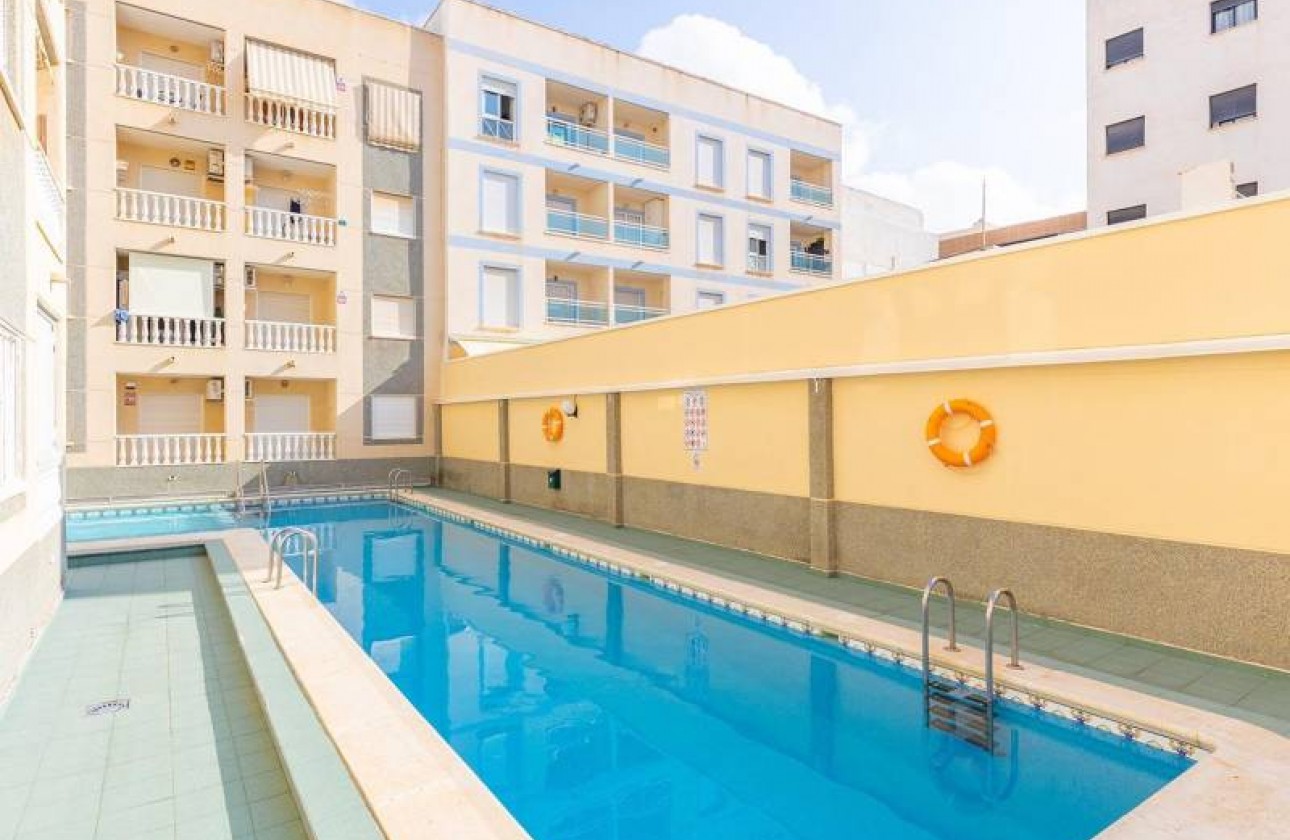 Перепродажа - Квартира - Torrevieja