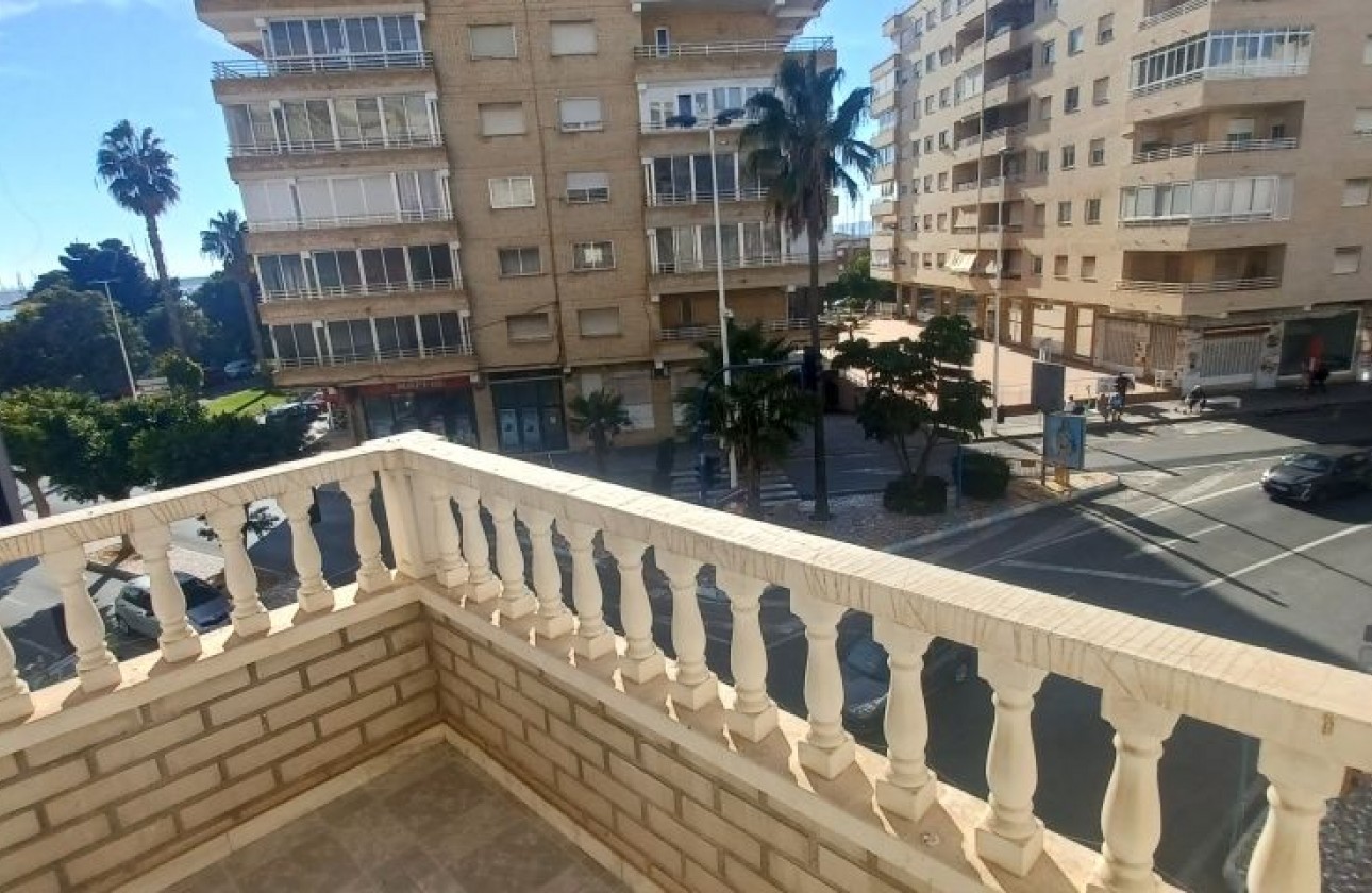 Перепродажа - Квартира - Torrevieja